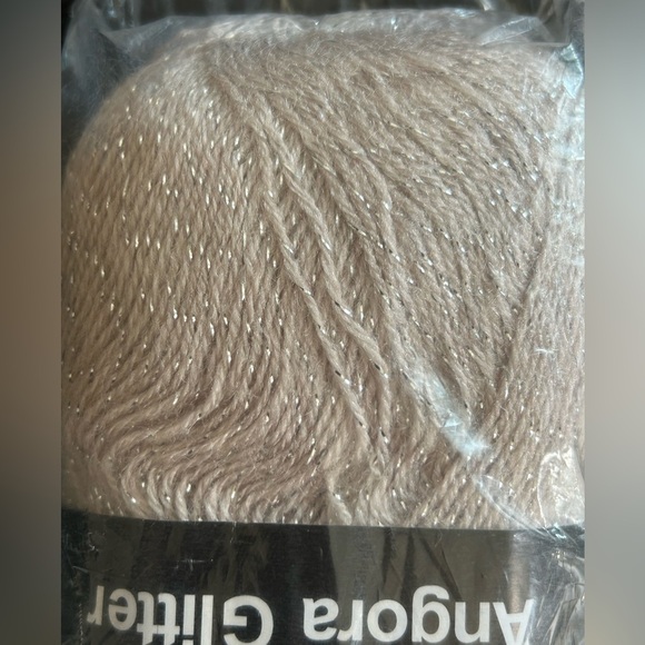 Rome Yarn Angora Glitter Color 762 New 1 Skein - Picture 8 of 8